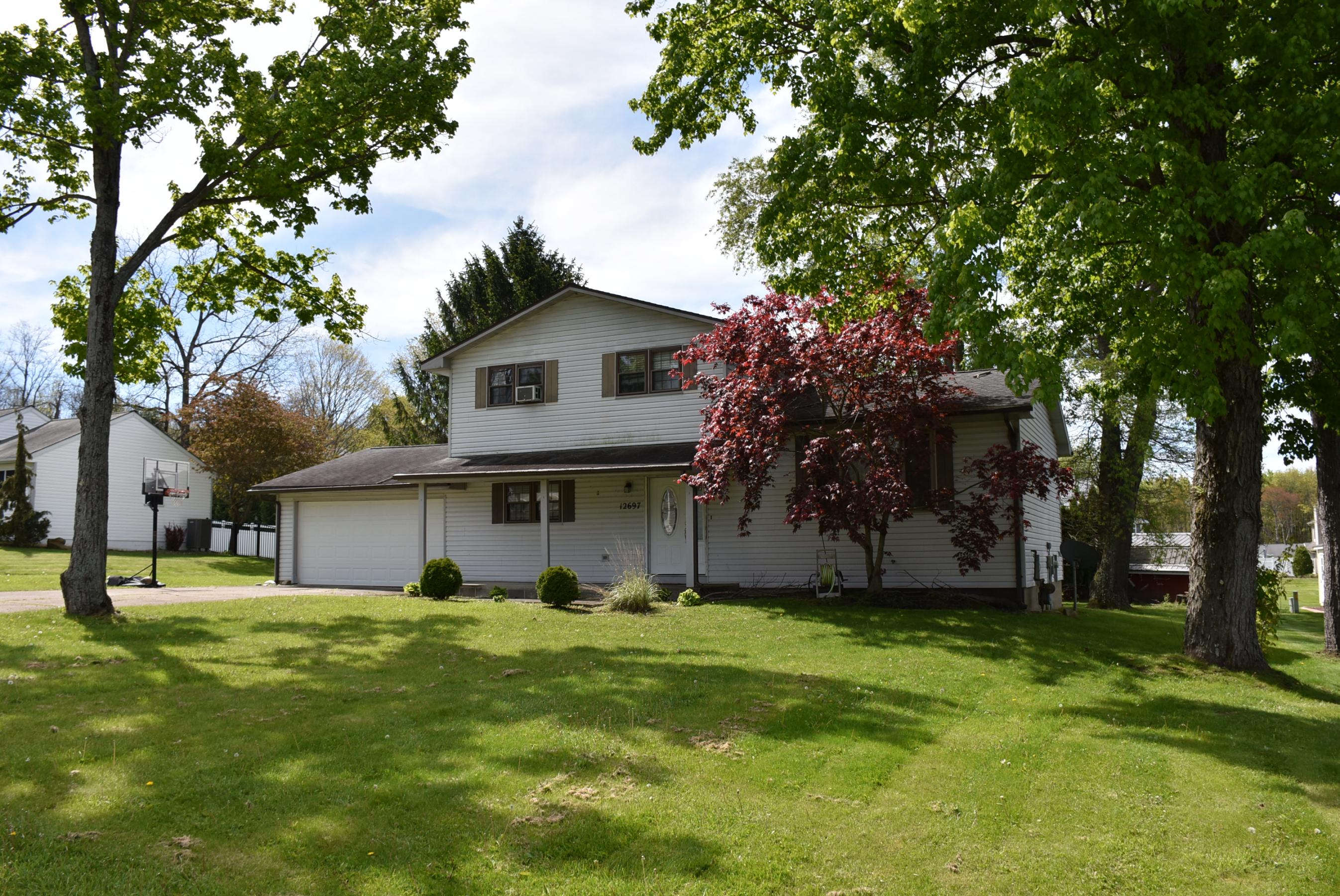 Walnut Dr, Conneaut Lake, PA 16316