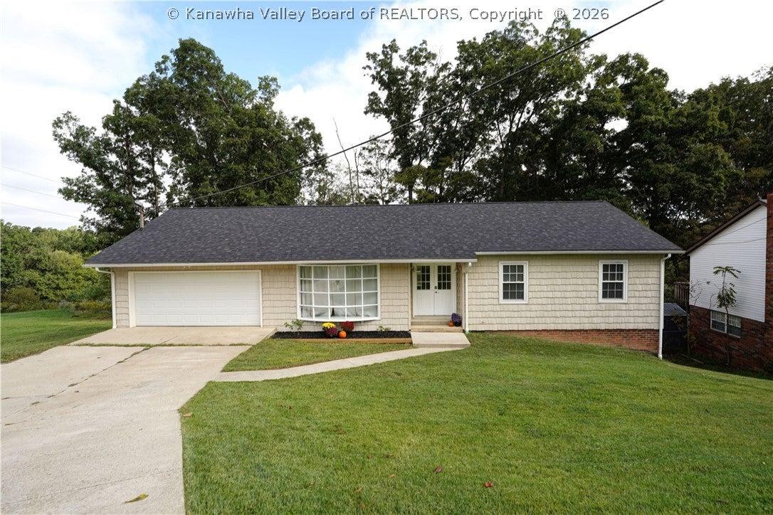 Ruthlawn Dr, South Charleston, WV 25309