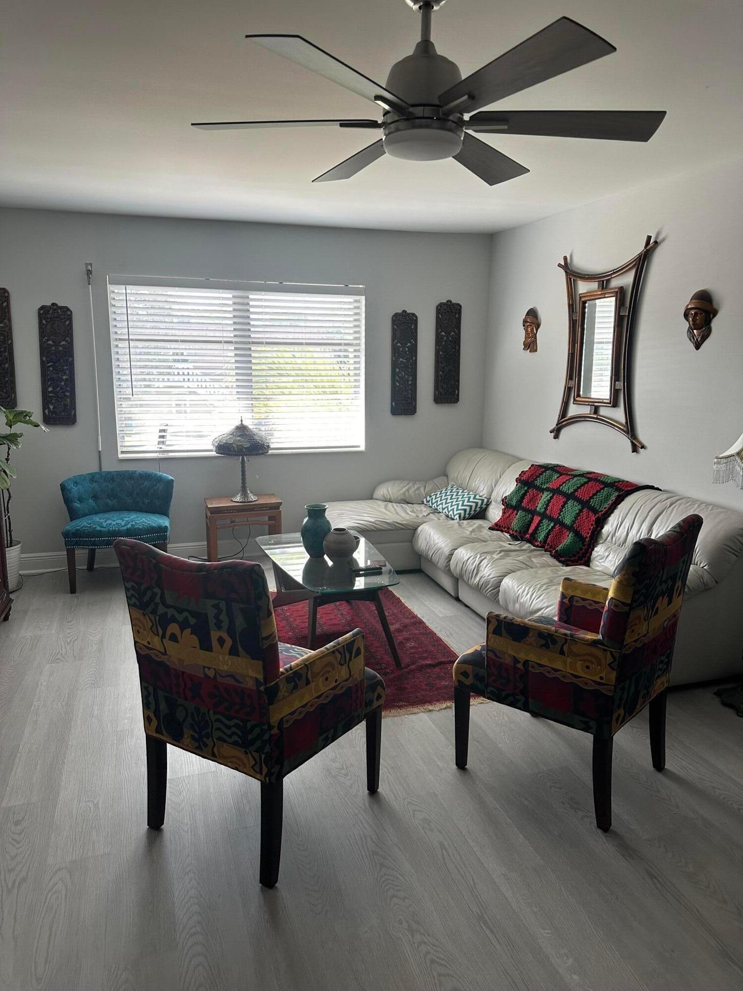 Ne 19th Ct, Wilton Manors, FL 33305