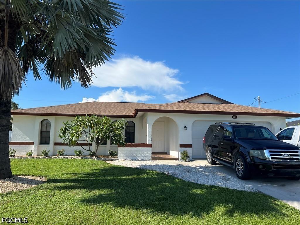 Sw 33rd St, Cape Coral, FL 33914