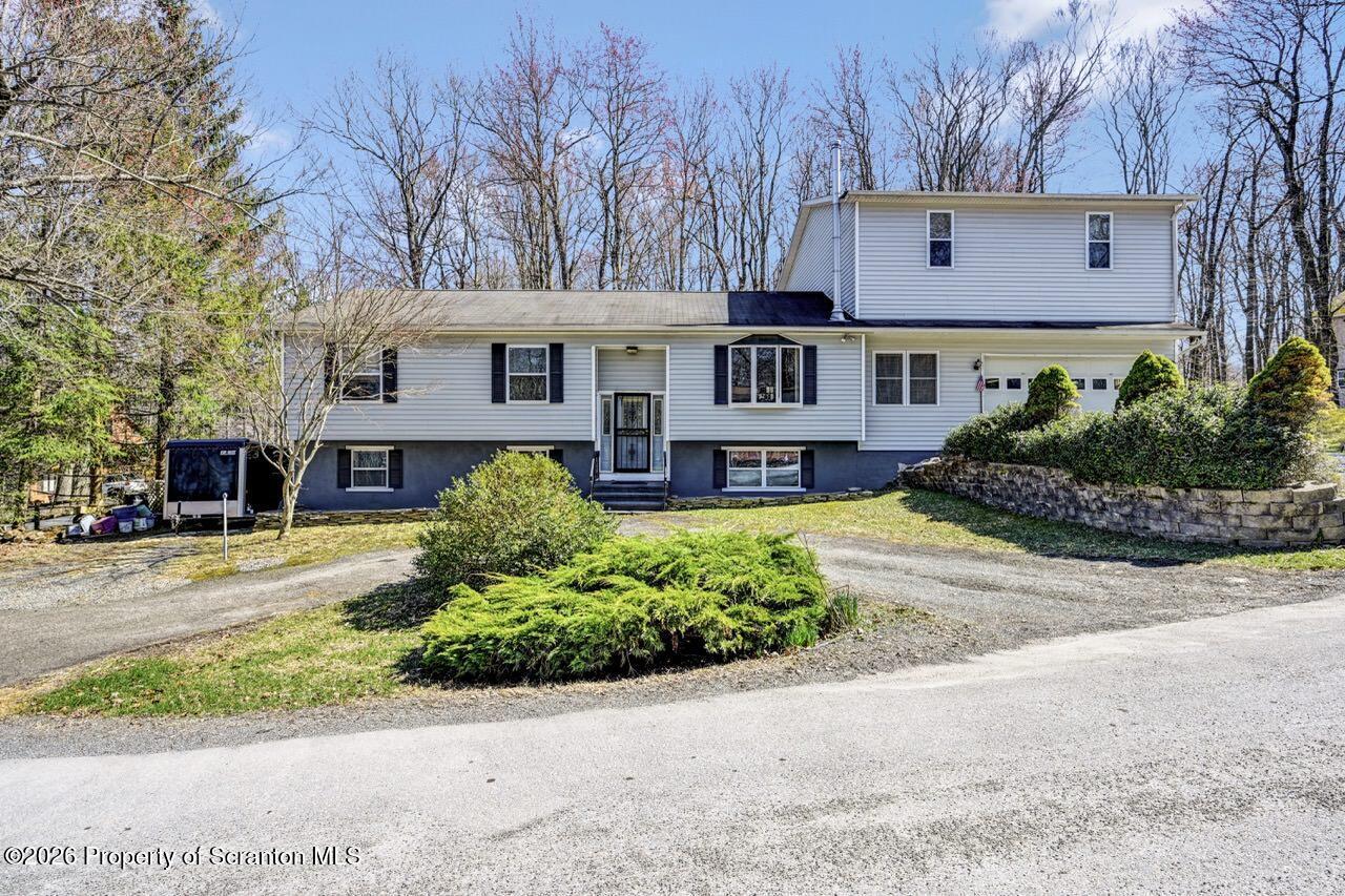 Belvedere Rd, Tobyhanna, PA 18466