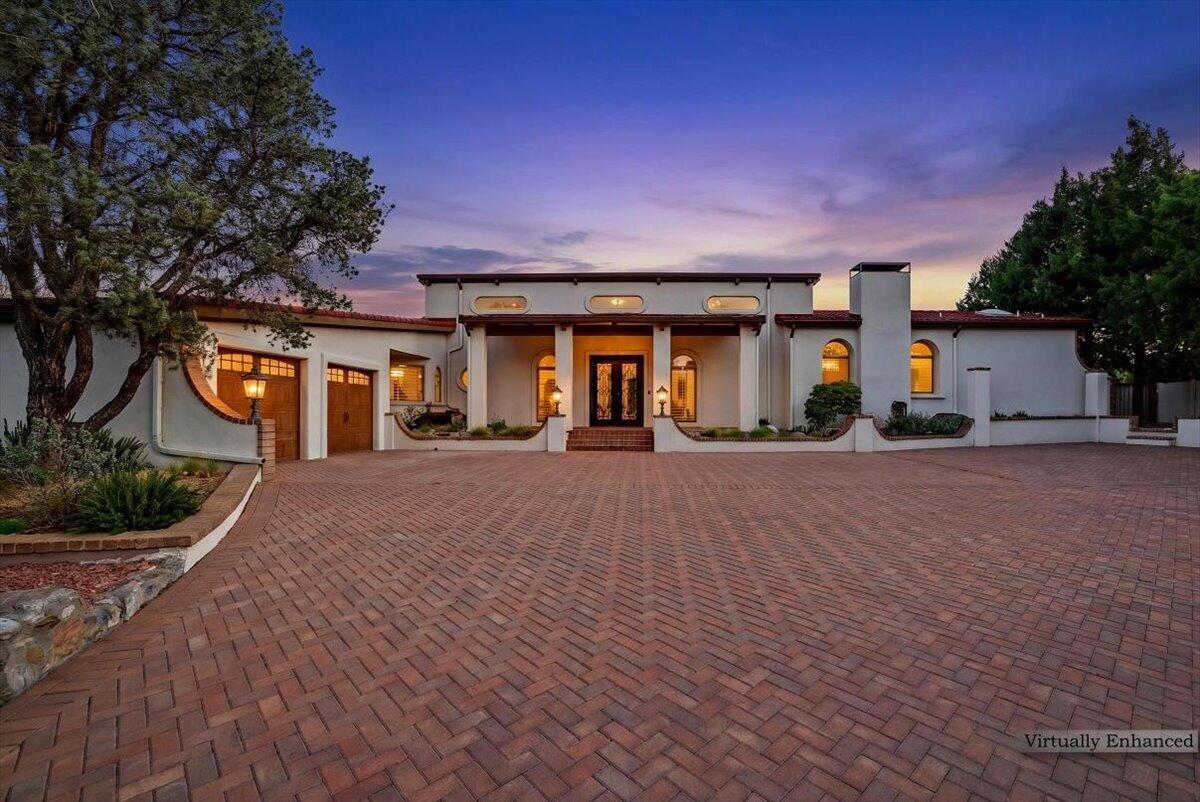 W Lakeshore Dr, Ransom Canyon, TX 79366