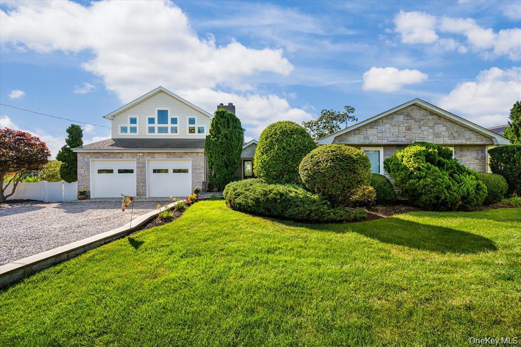 Crystal Beach Blvd, Moriches, NY 11955