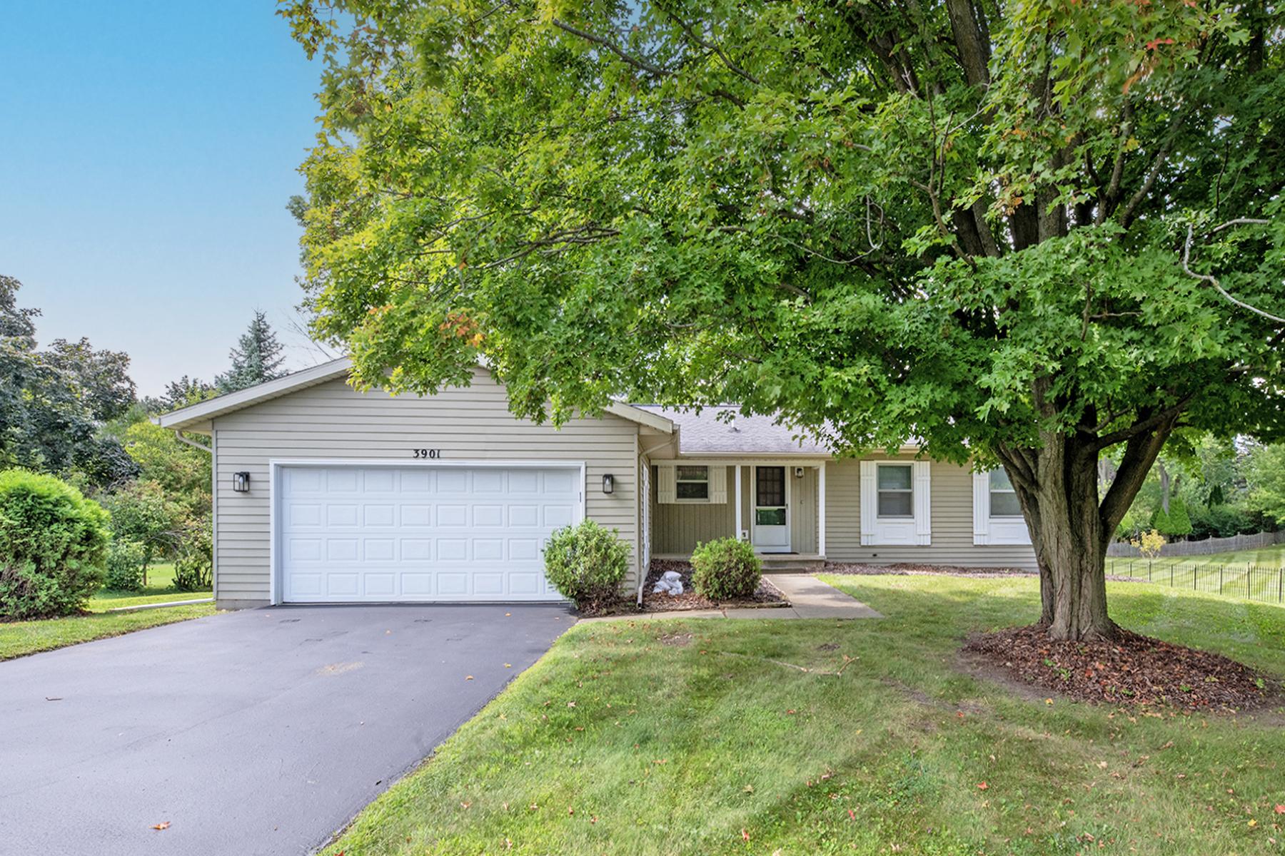 Dobie Rd, Okemos, MI 48864