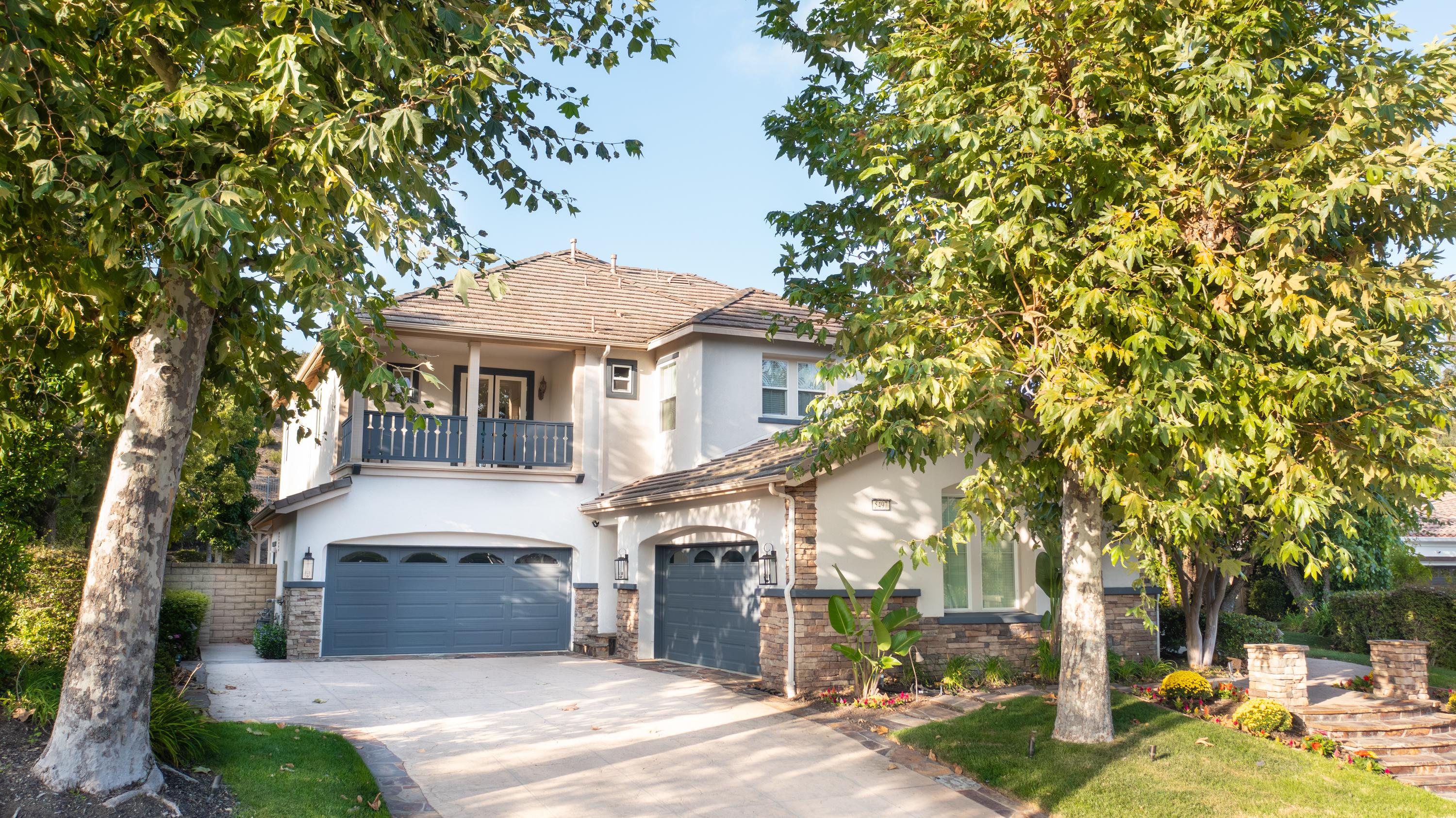 Via Mira Flores, Newbury Park, CA 91320