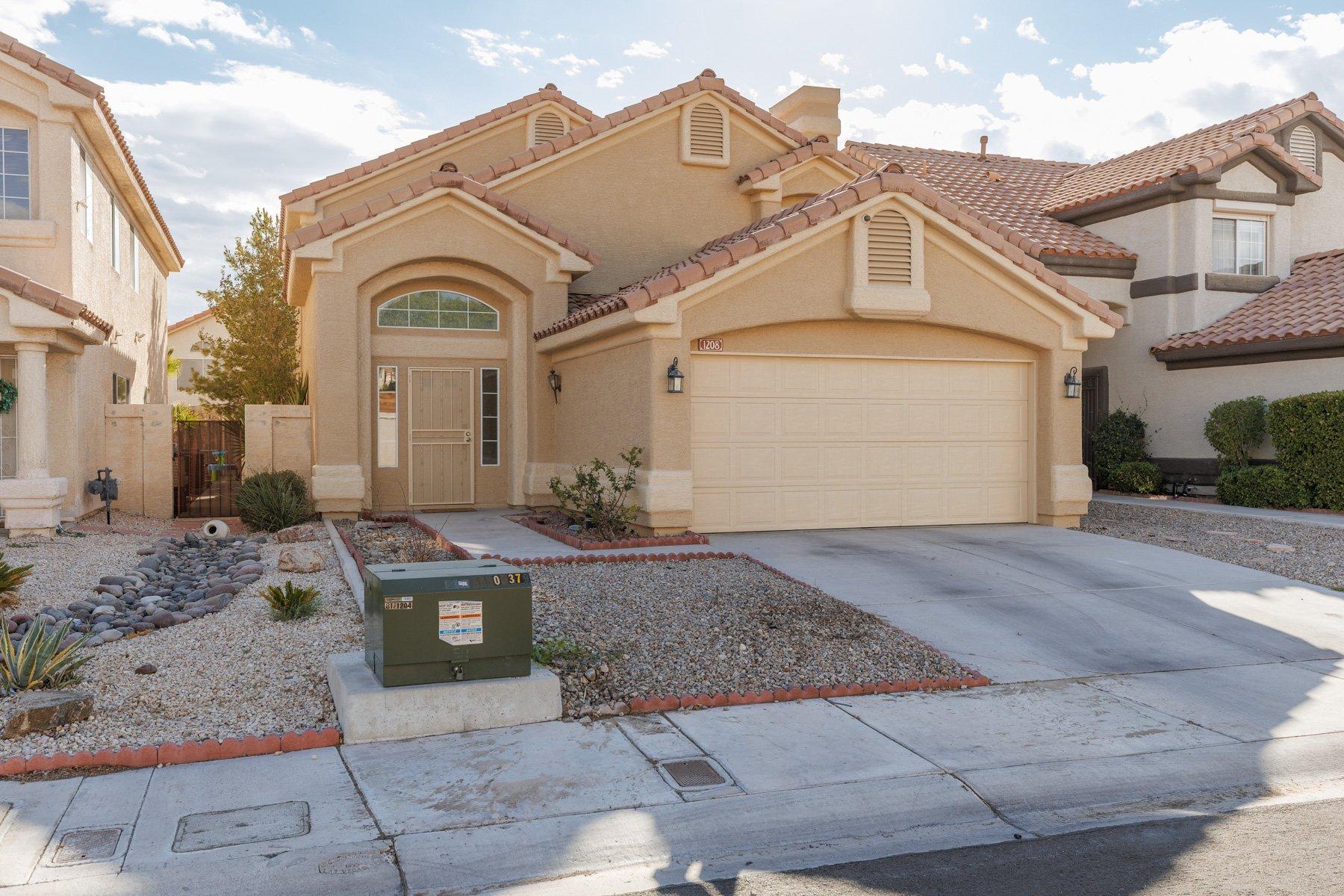 Barton Green Dr, Las Vegas, NV 89128