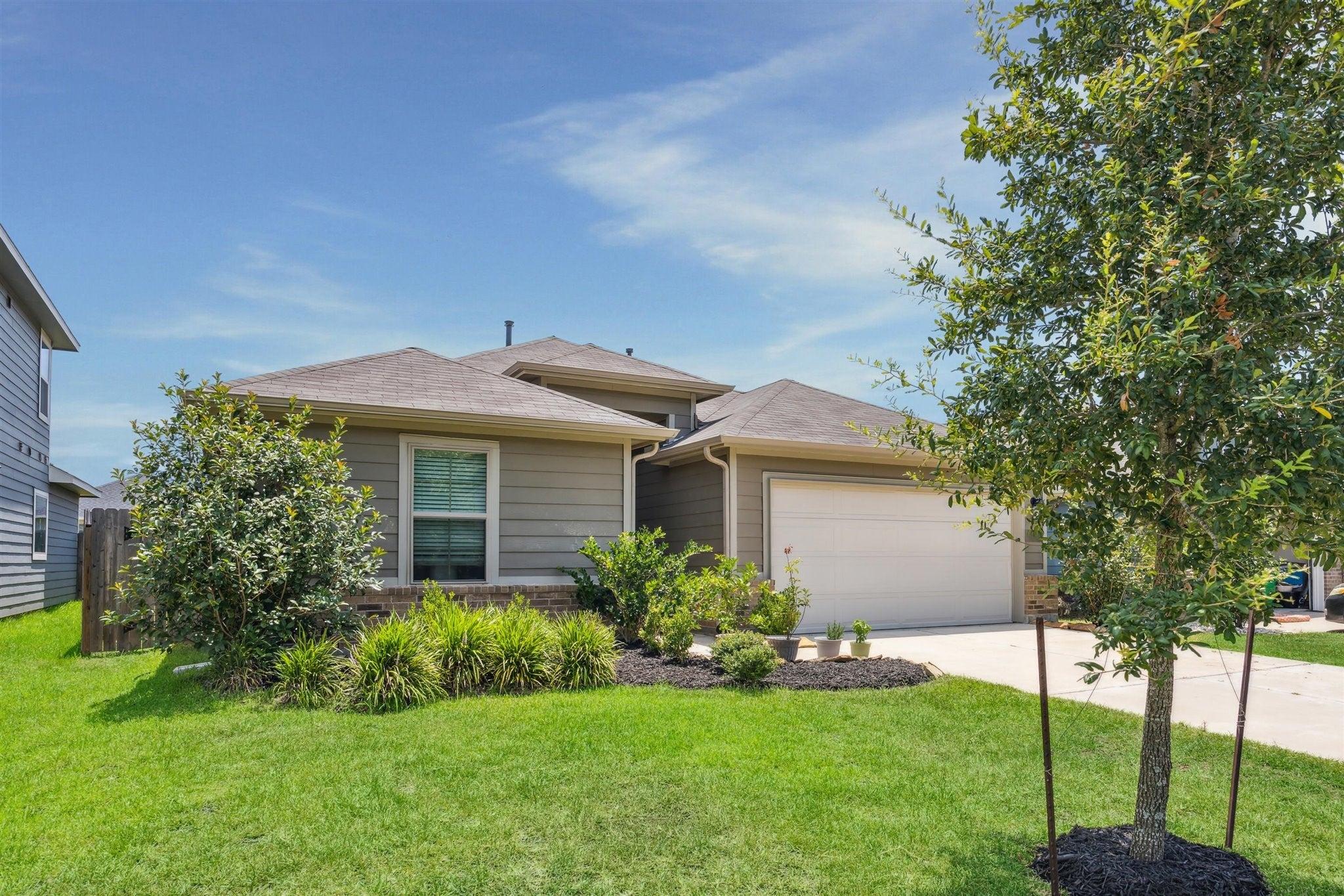 Fiddlewood Thicket Ln, Katy, TX 77449