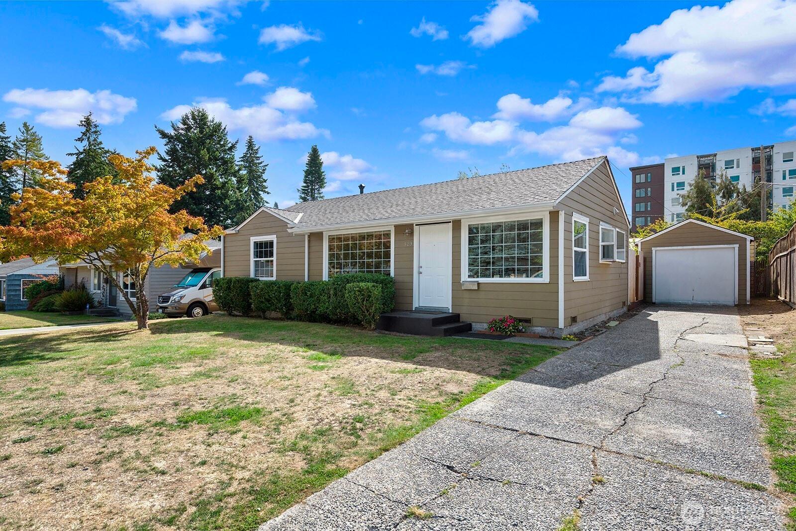 Ne 189th St, Shoreline, WA 98155