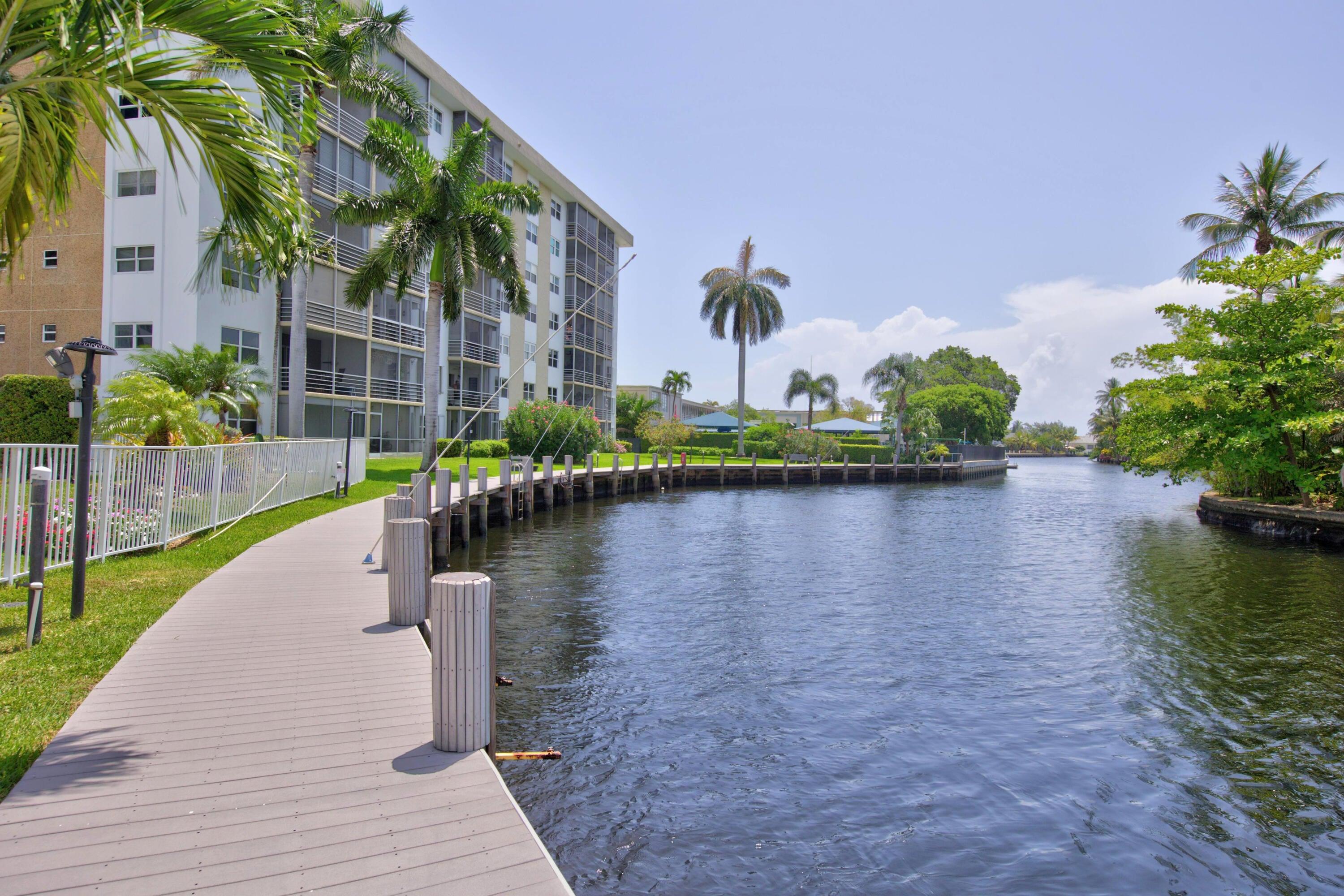 Ne 16th Ave, Oakland Park, FL 33334