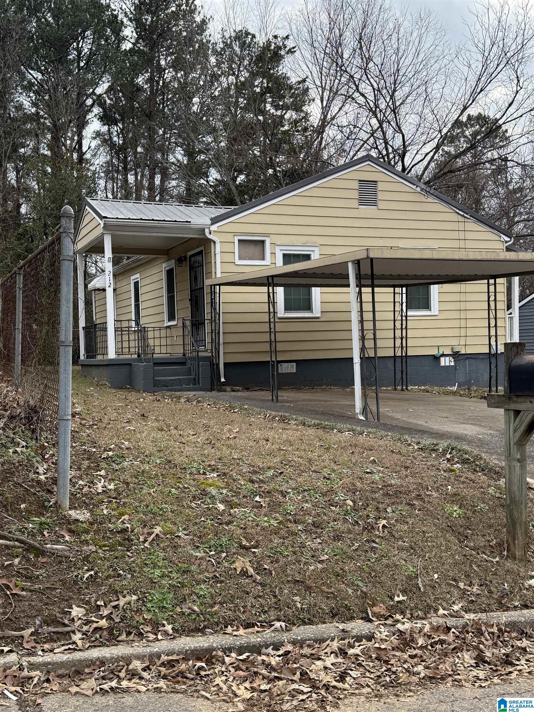 E 29th St, Anniston, AL 36201