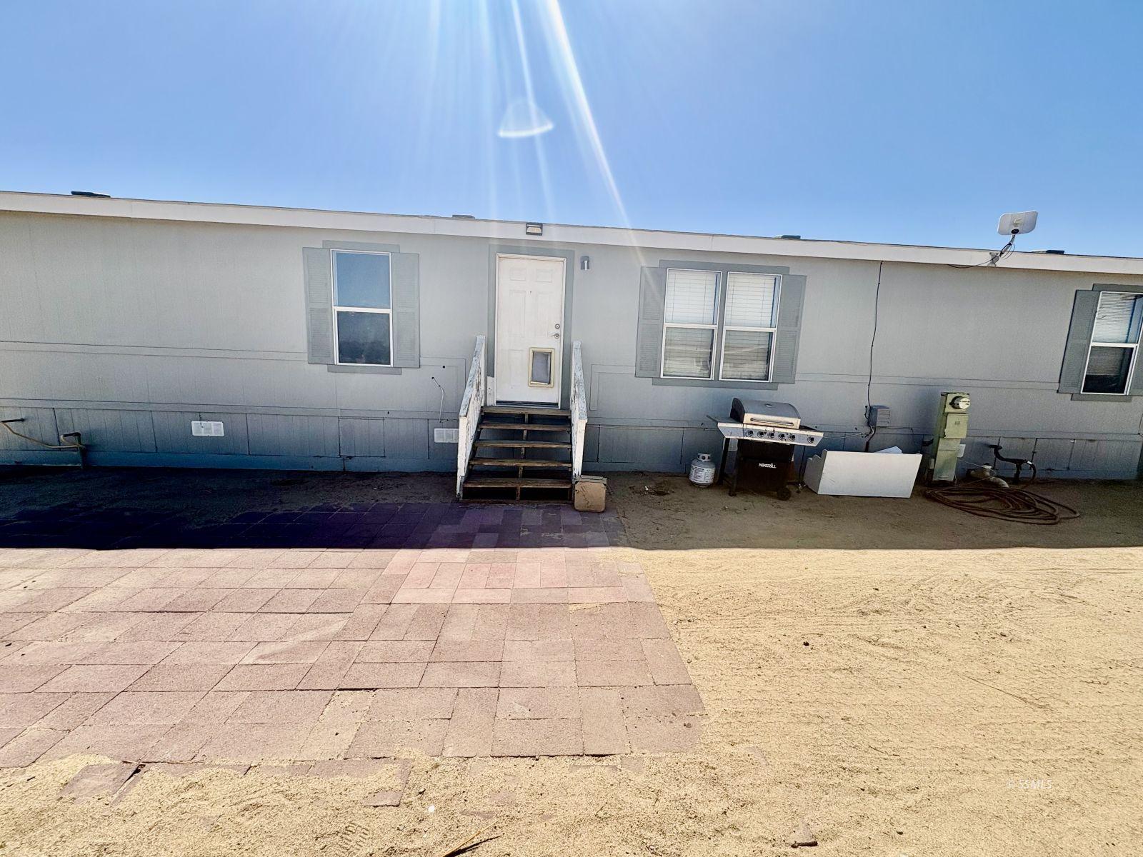 N Calvert Blvd, Ridgecrest, CA 93555