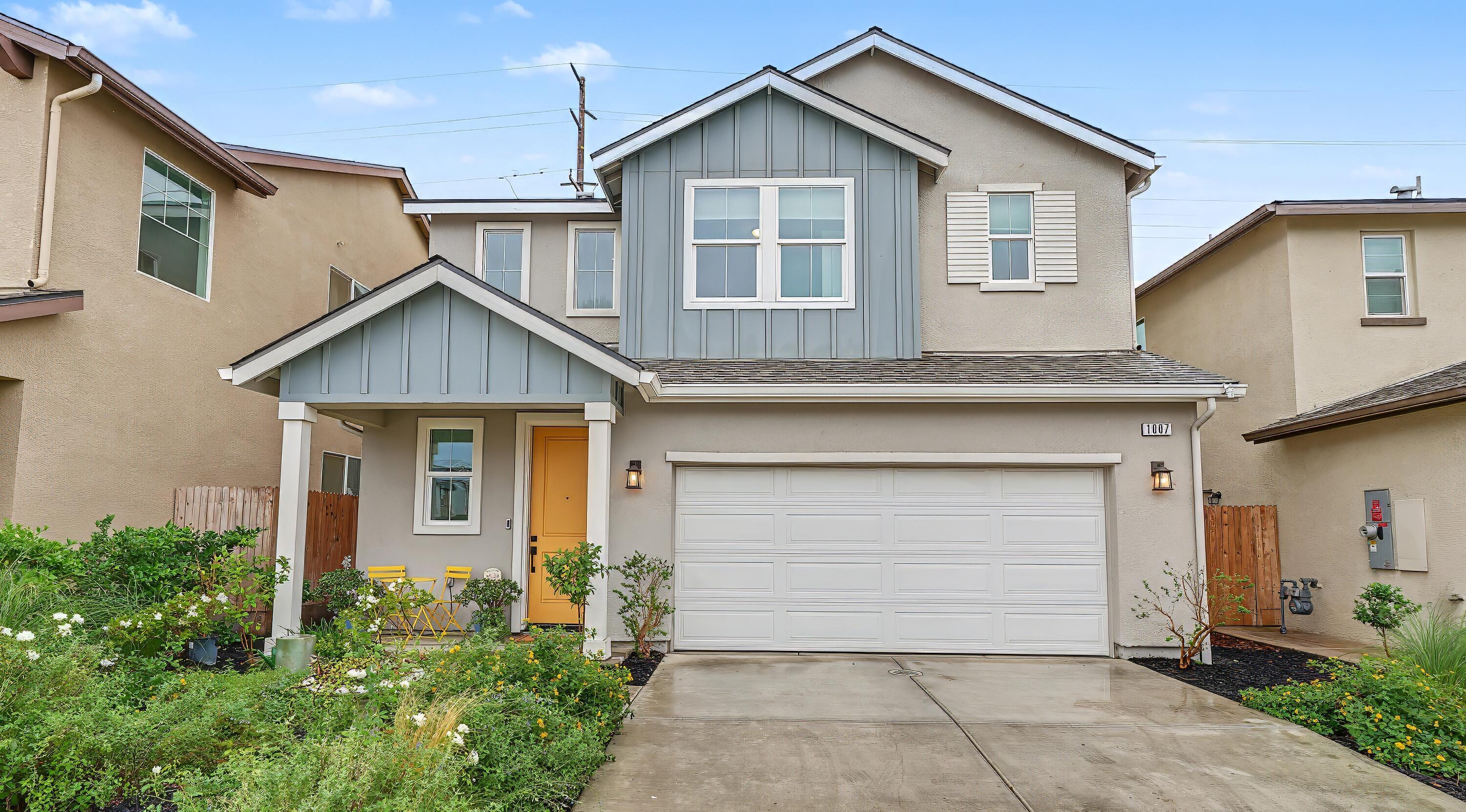 W Payson Ave, Visalia, CA 93291