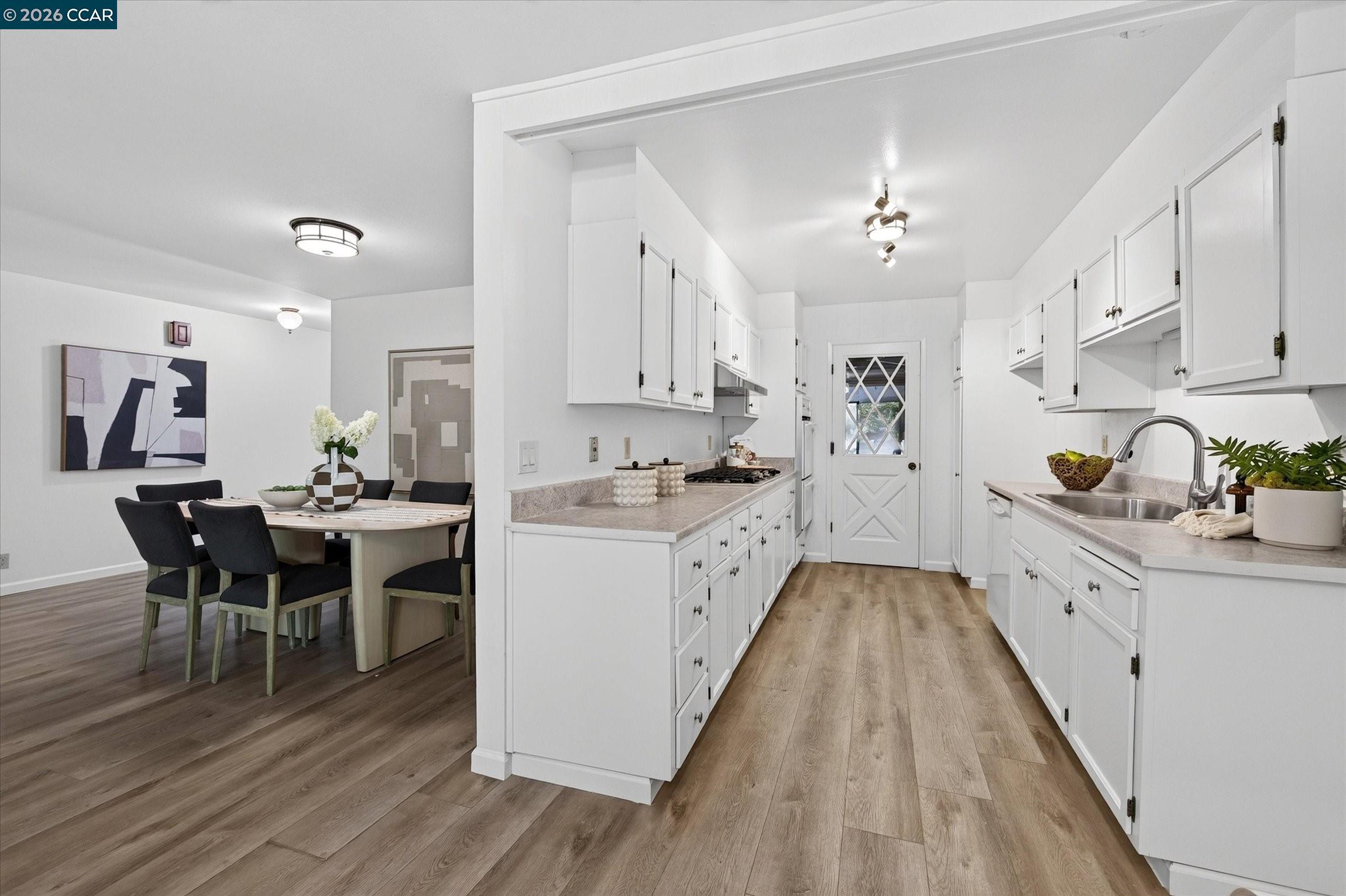 Lippizaner Ln, Walnut Creek, CA 94598