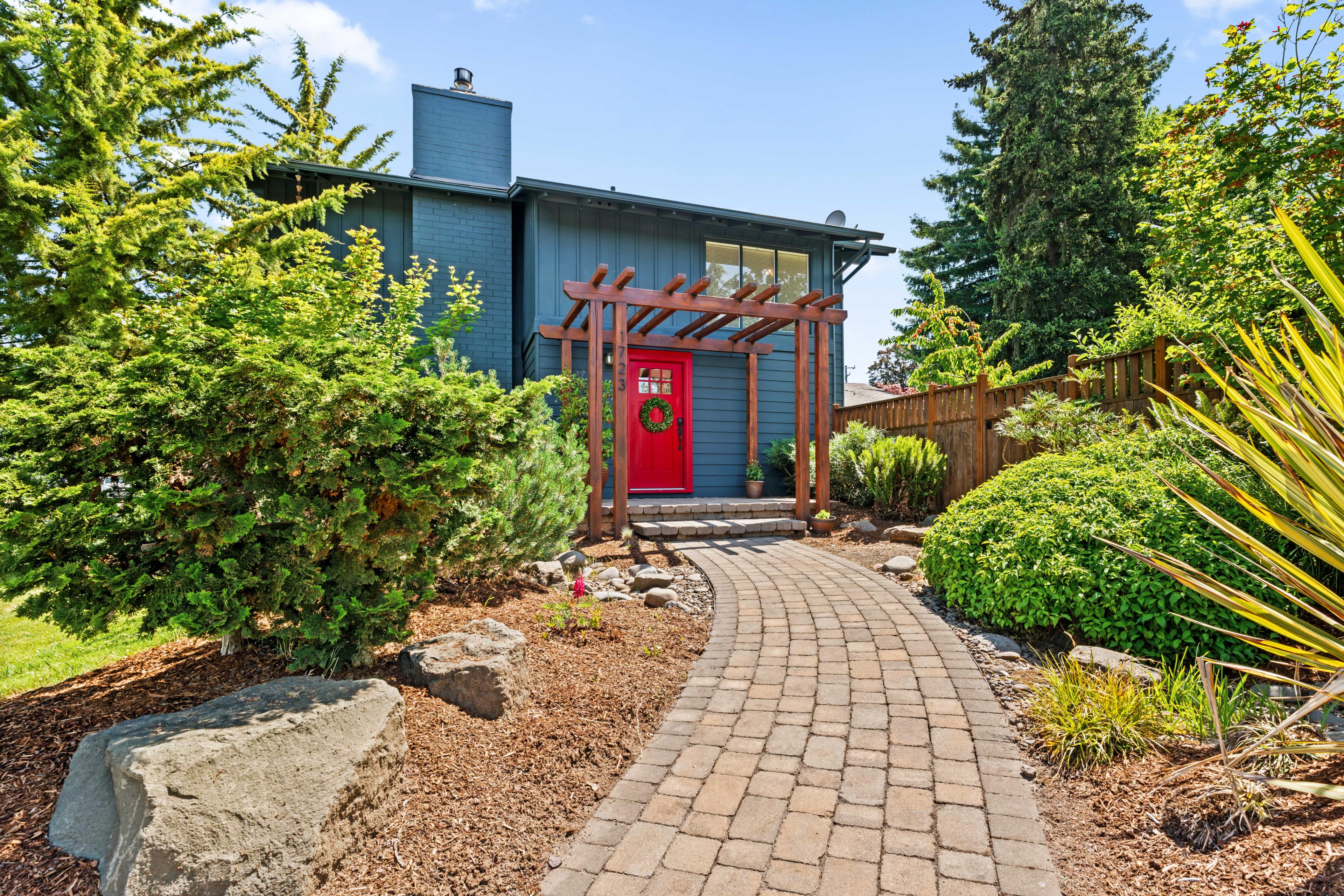 Nw Lincoln St, Albany, OR 97321