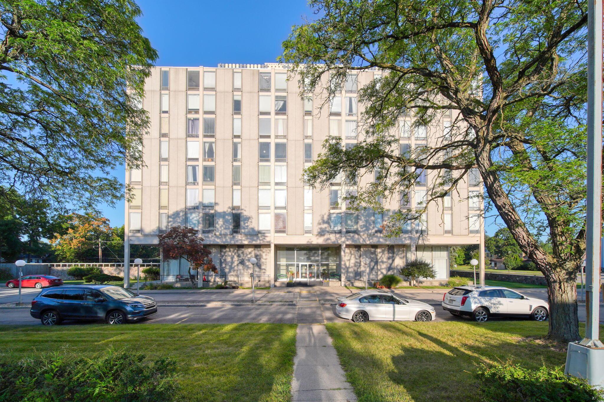 W Michigan Ave, Jackson, MI 49201