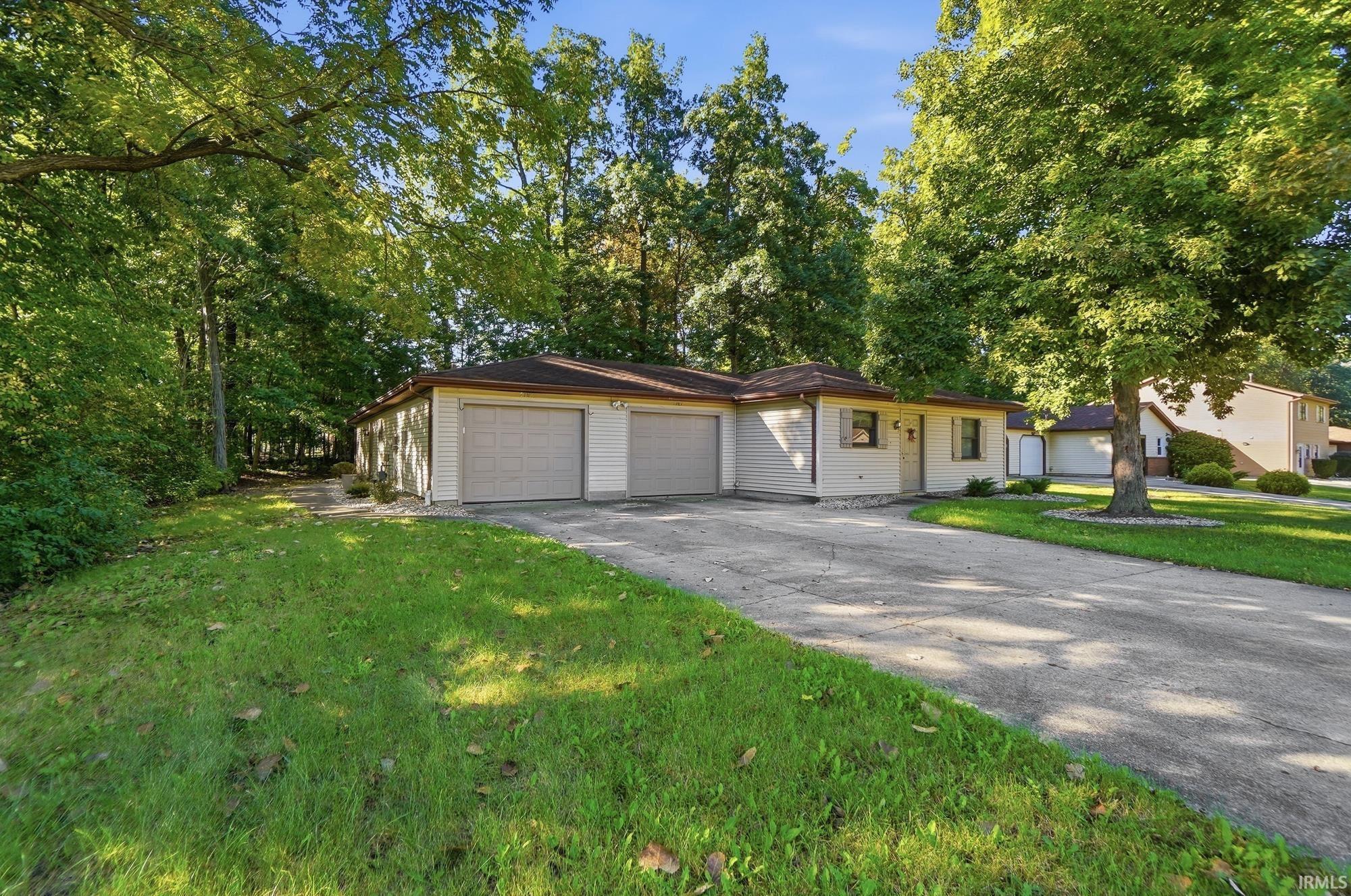Versailles Village Pl, Fort Wayne, IN 46808