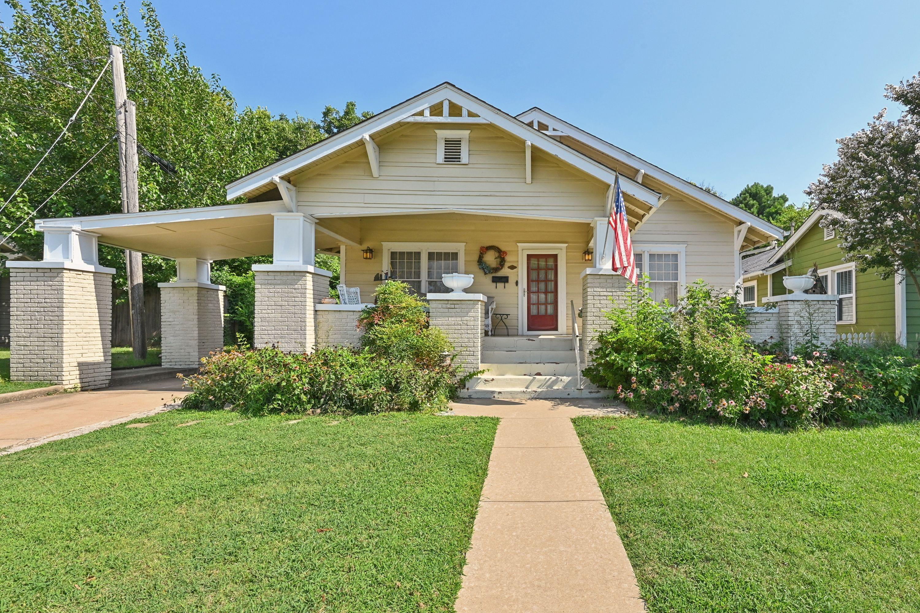 E 17th Pl, Tulsa, OK 74104