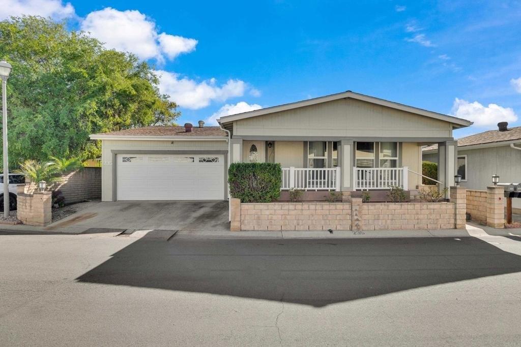 N Magnolia Ave, Santee, CA 92071