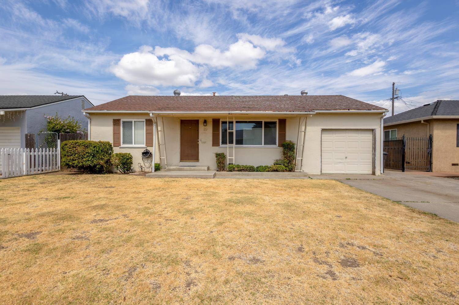 E Gibson St, Stockton, CA 95204