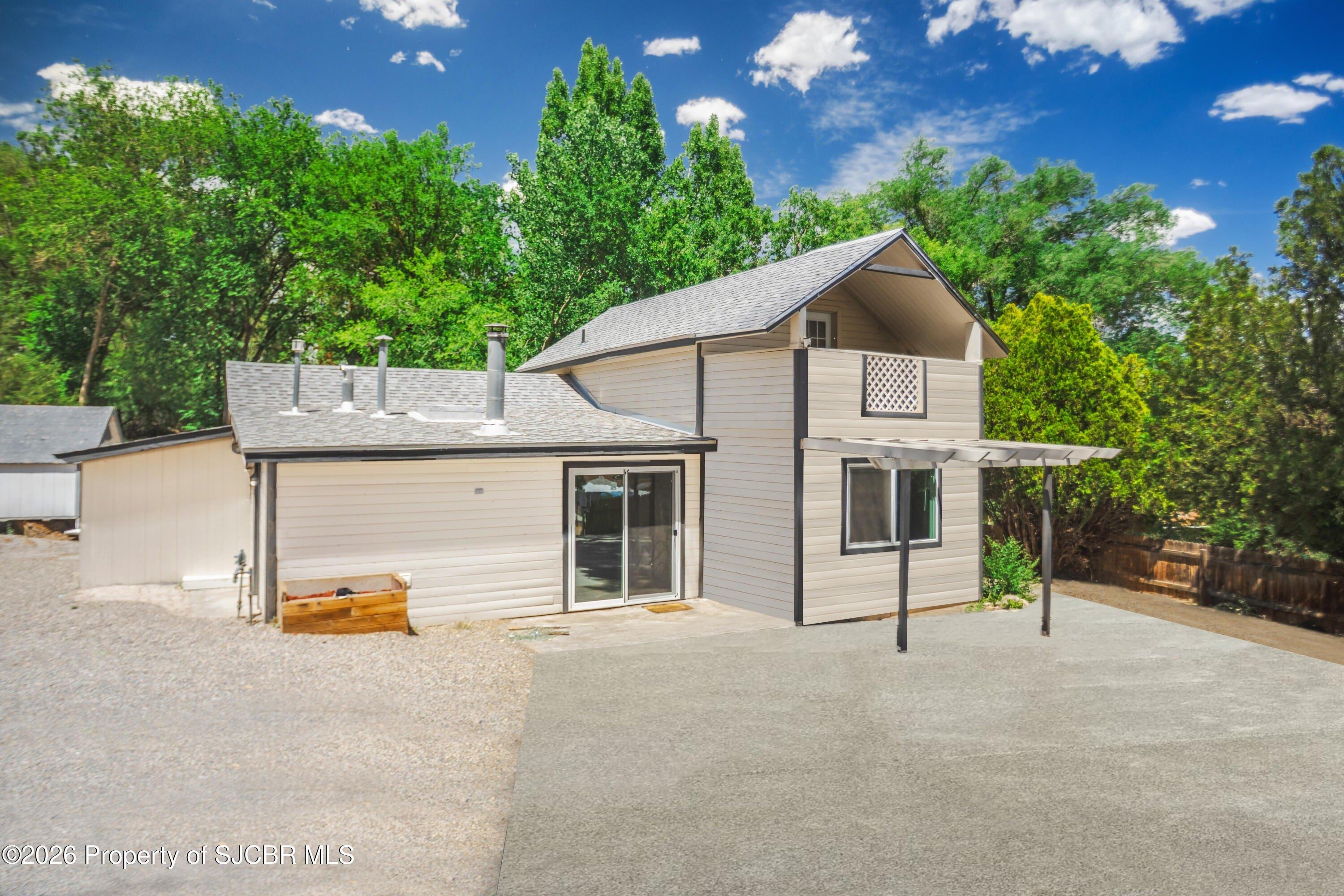 N Vine Ave, Farmington, NM 87401