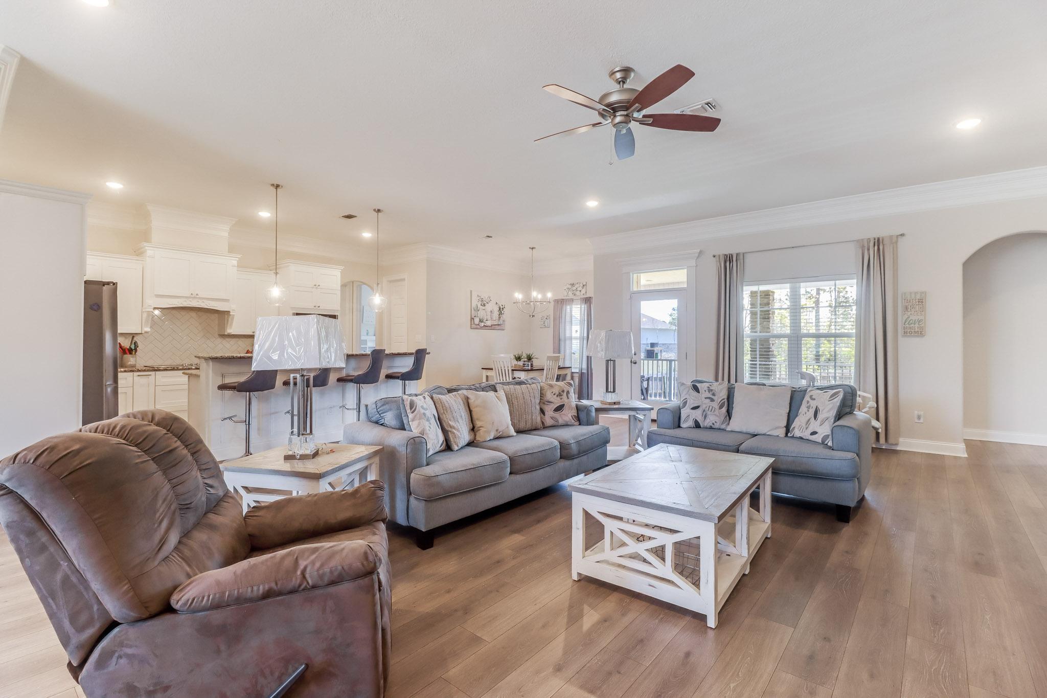 Windmill St, Ocean Springs, MS 39564