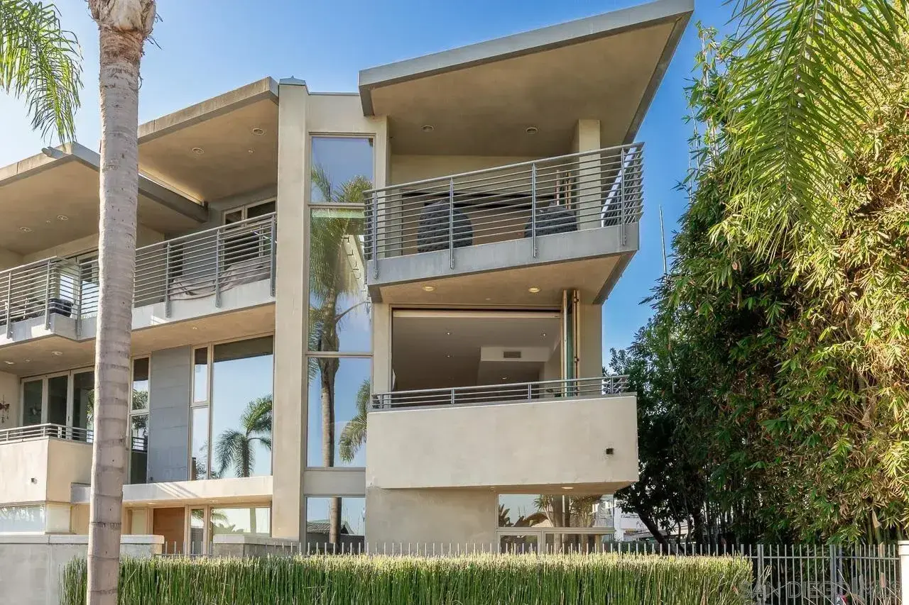 Anchorage Ln, San Diego, CA 92106