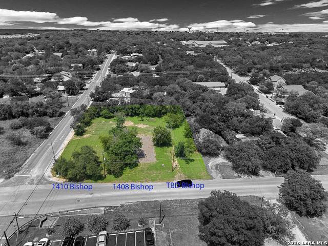 N Bishop St, San Marcos, TX 78666