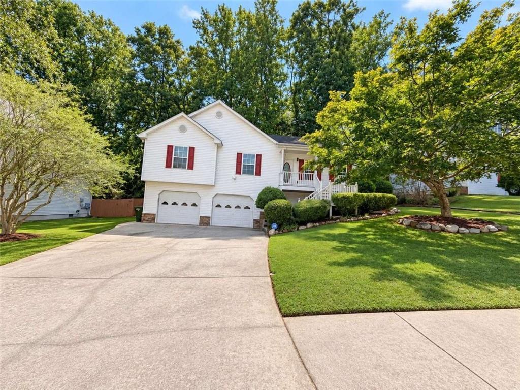 Jake Taylor Dr, Acworth, GA 30102