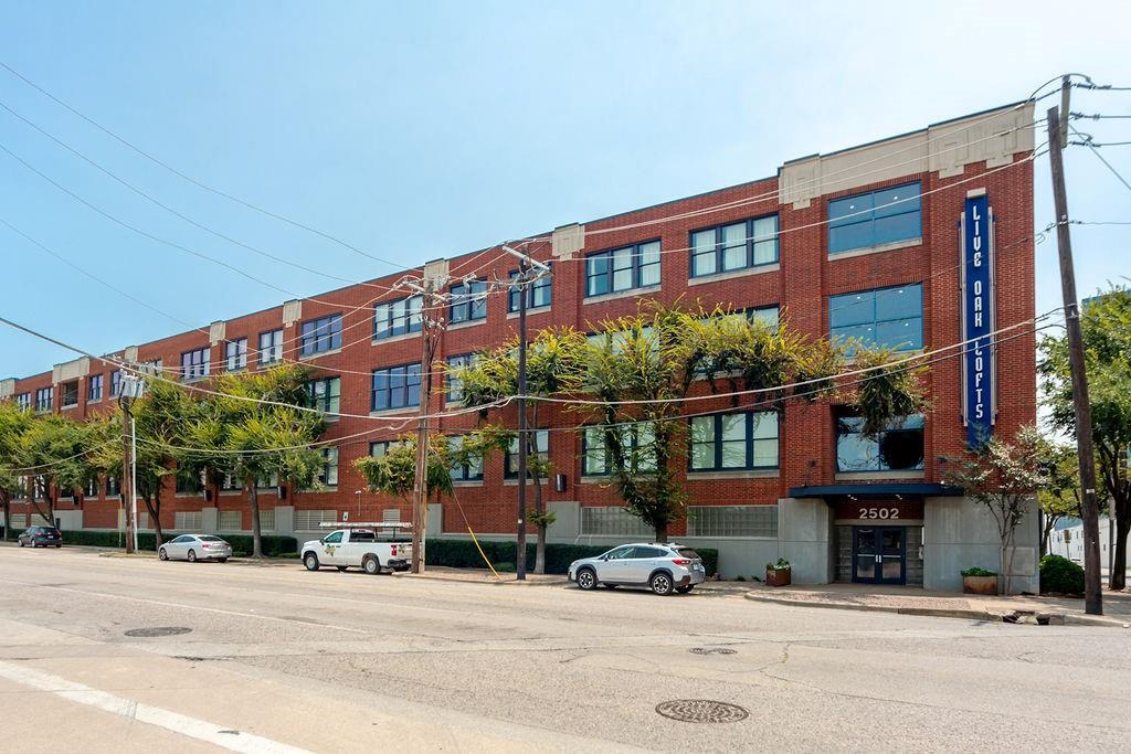 Live Oak St, Dallas, TX 75204