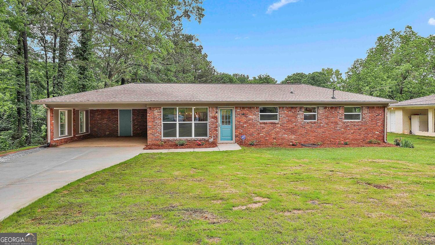 Pine St Ne, Fairburn, GA 30213