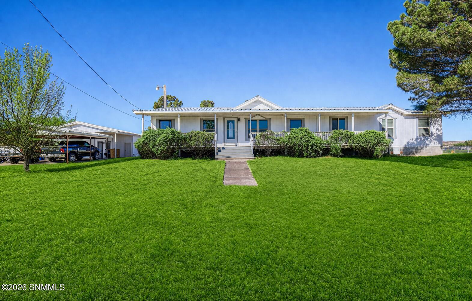 Ray Luchini Dr, Las Cruces, NM 88007