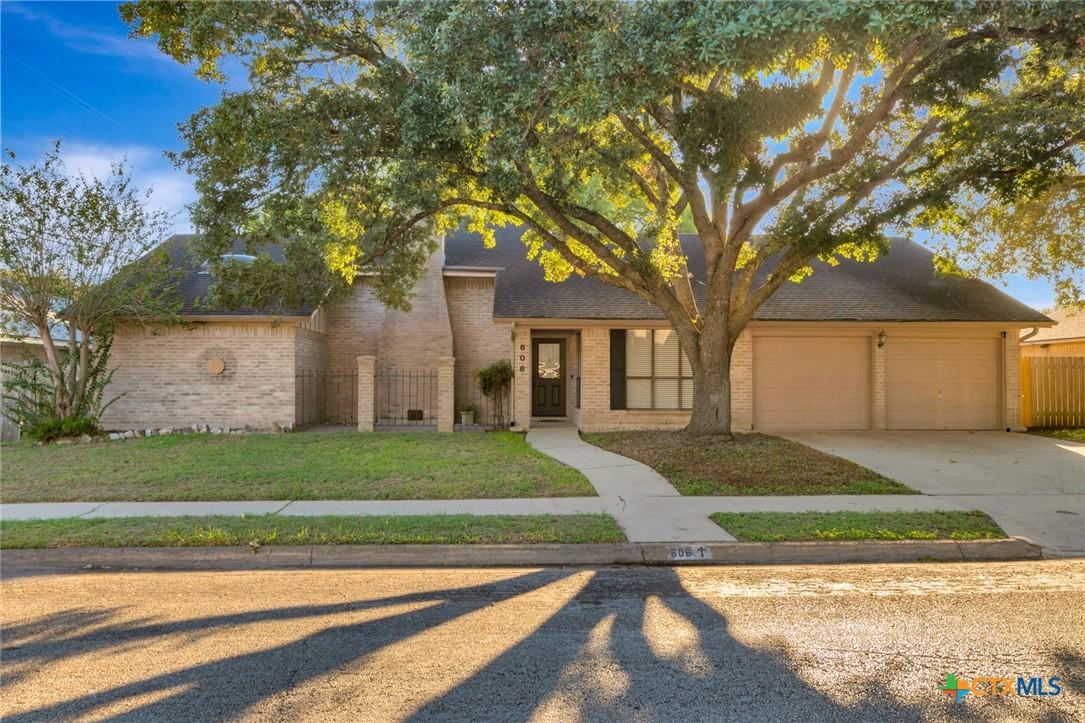 Santa Fe, Victoria, TX 77904