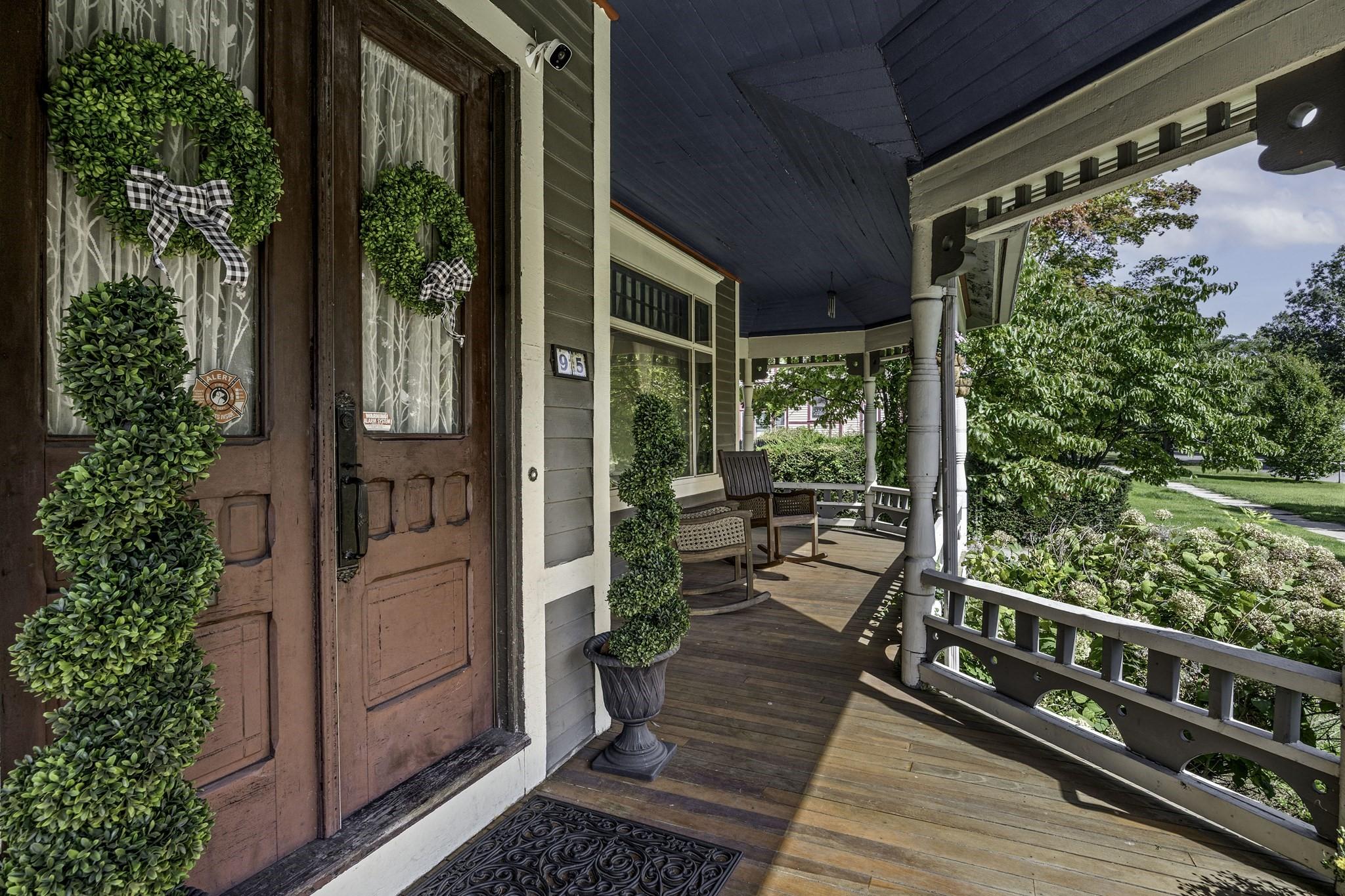 Dartmouth St, Springfield, MA 01109
