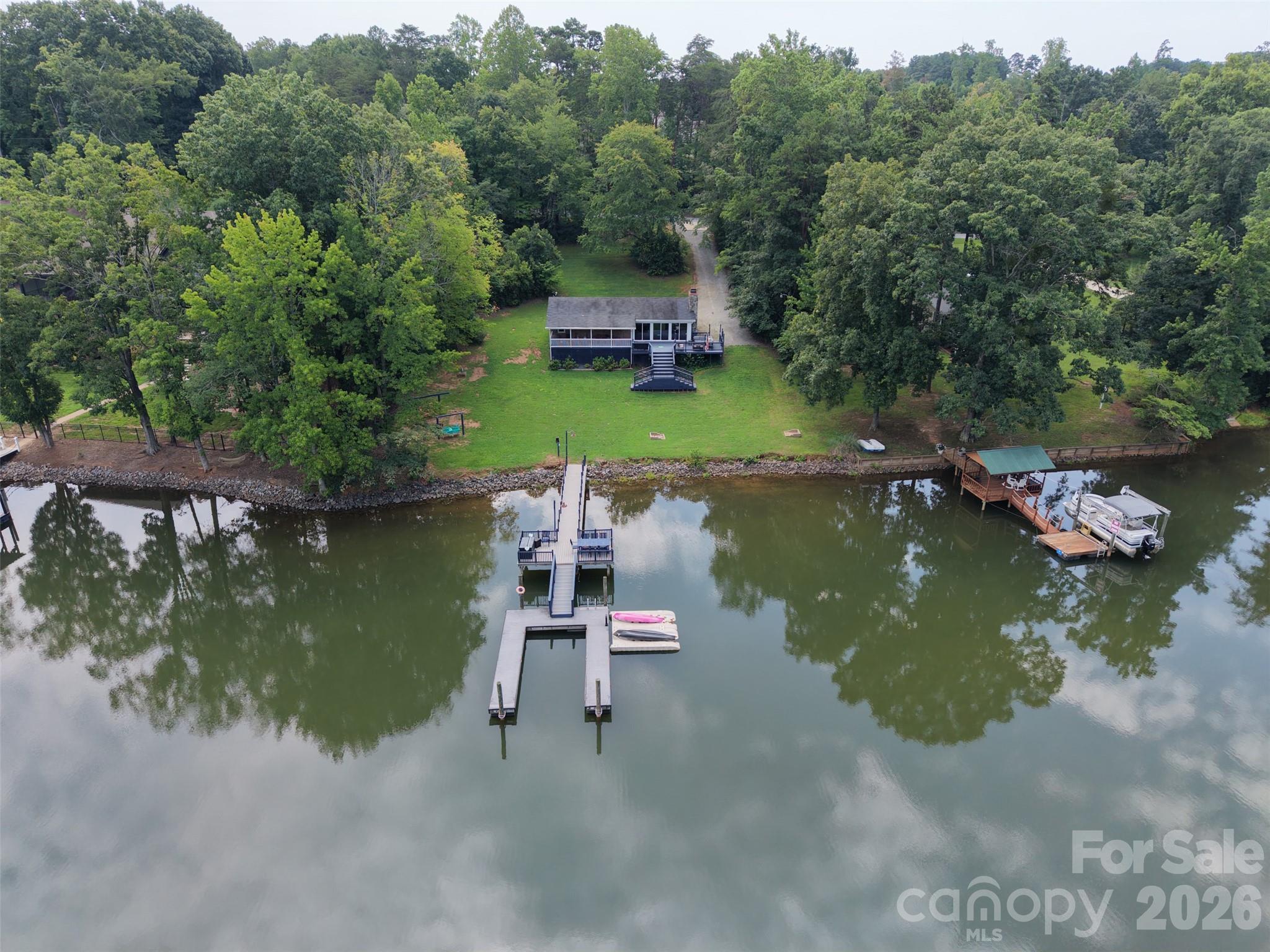 Cindy Ln, Denver, NC 28037