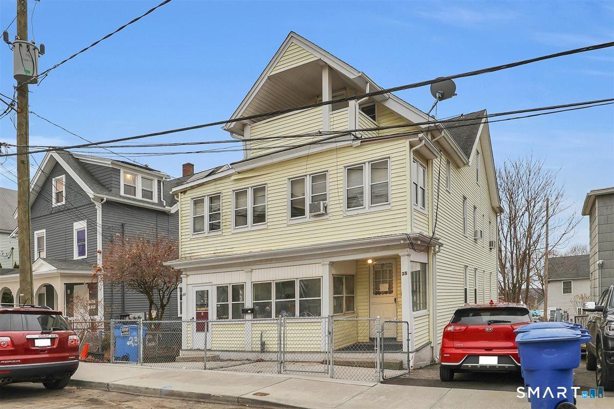 Summer St, Waterbury, CT 06704