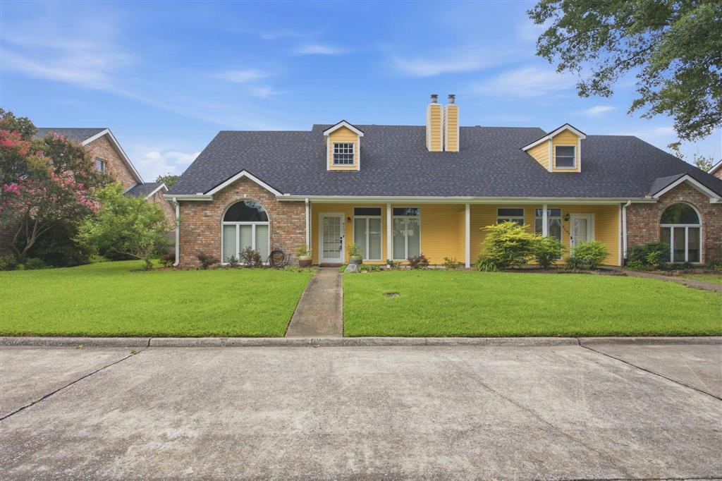 Oak Point Ln, Lake Charles, LA 70605