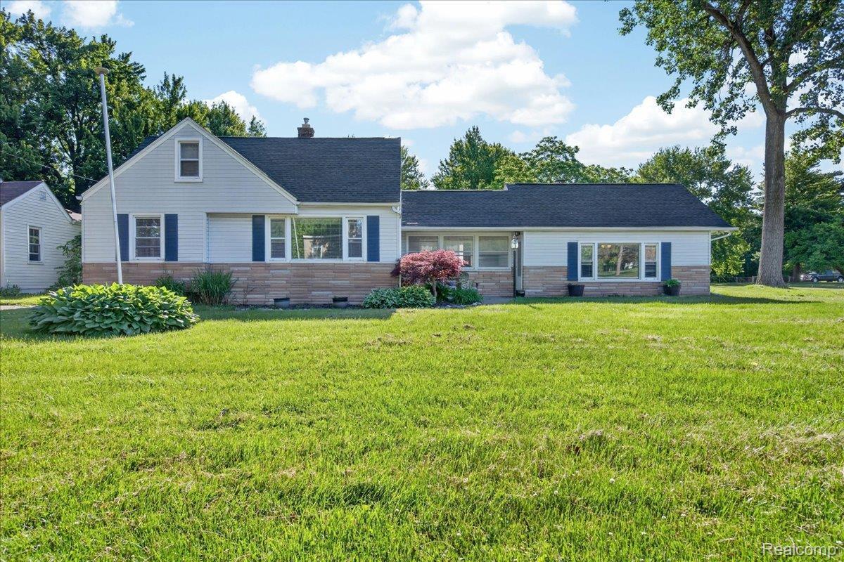 Alexander St, Livonia, MI 48154