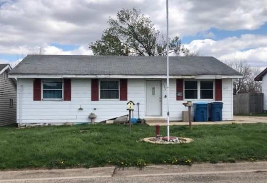 Arlington Dr, Princeton, IL 61356