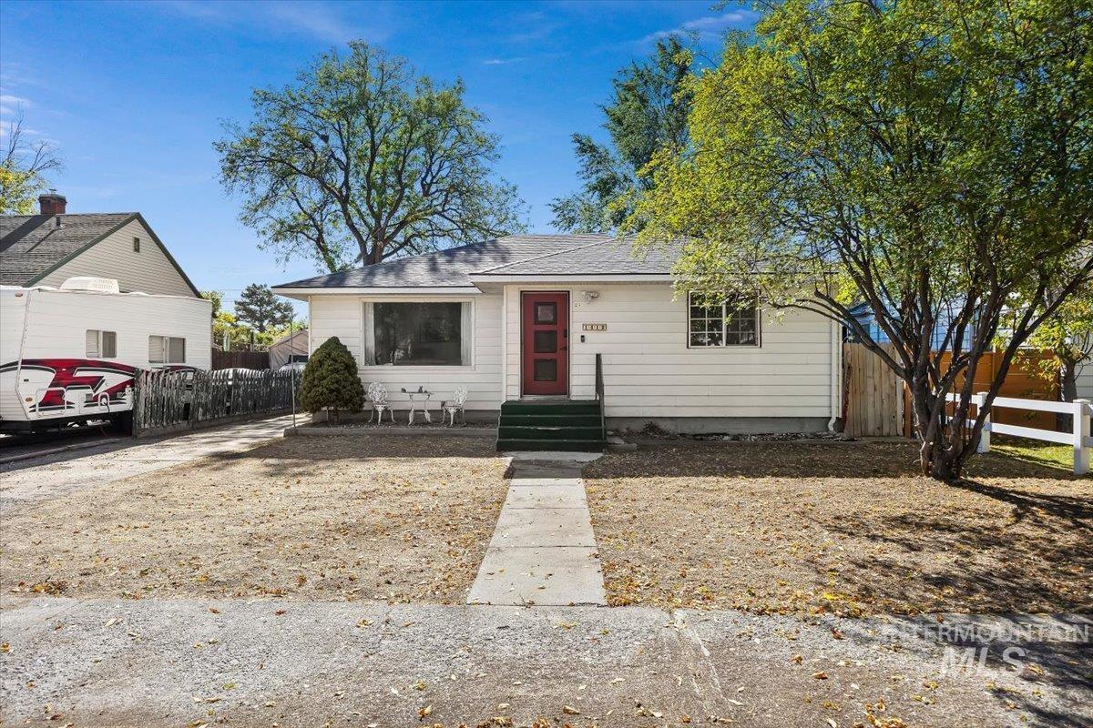 7th Ave E, Twin Falls, ID 83301