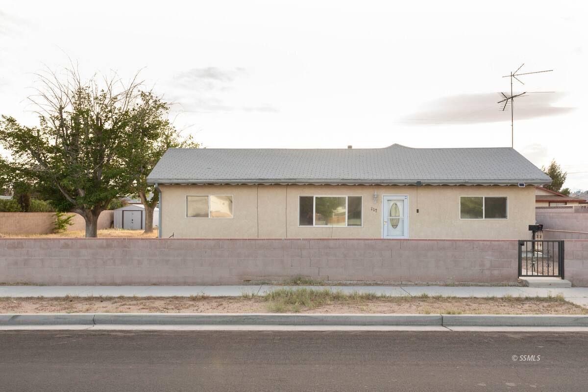 S Silver Ridge St, Ridgecrest, CA 93555