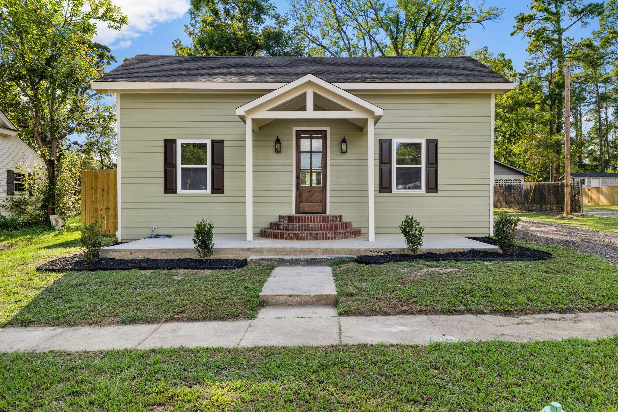 N Madison St, Corinth, MS 38834