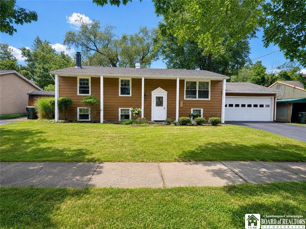 E Virginia Blvd, Jamestown, NY 14701