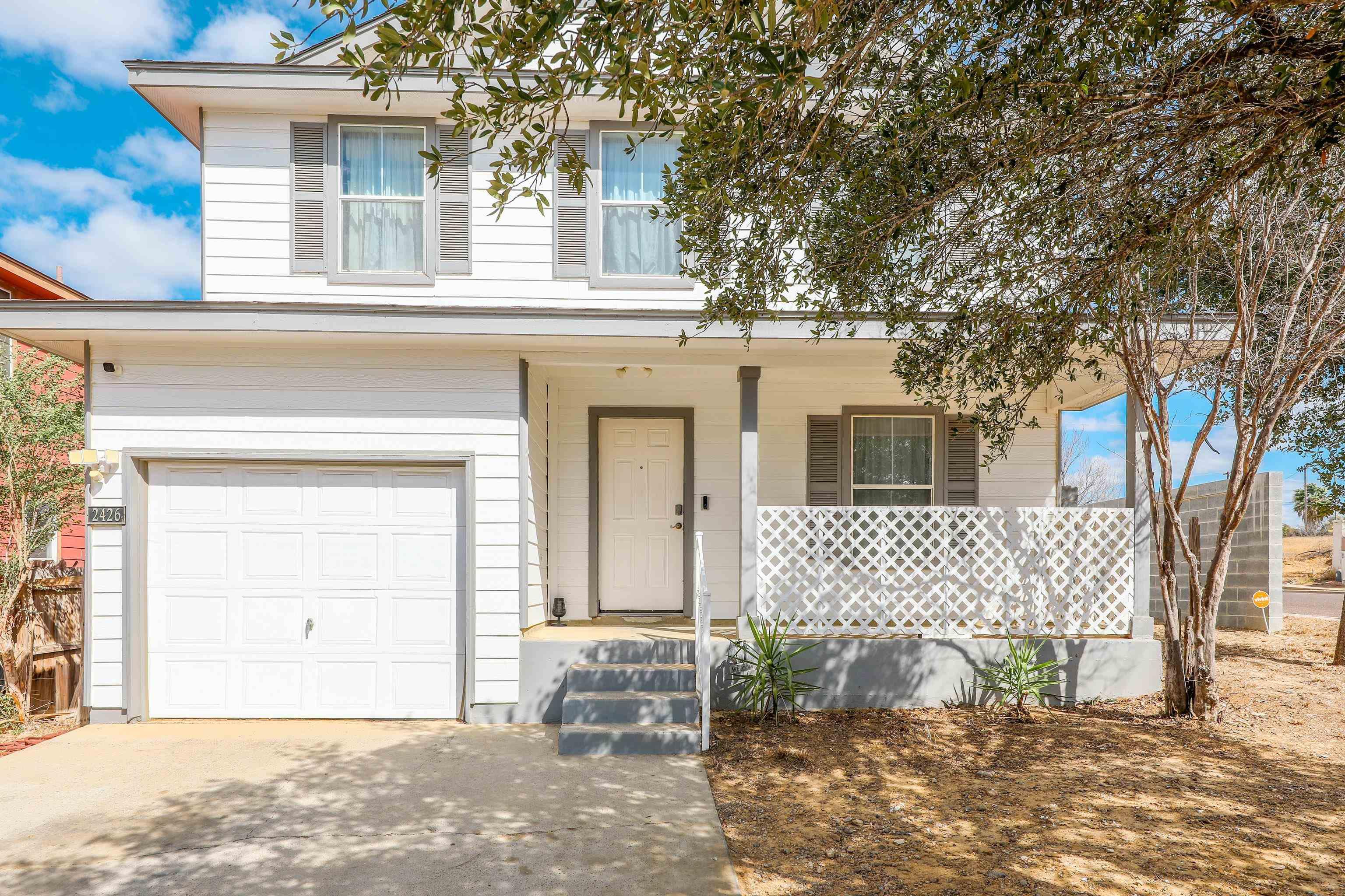 Jean St, Laredo, TX 78046