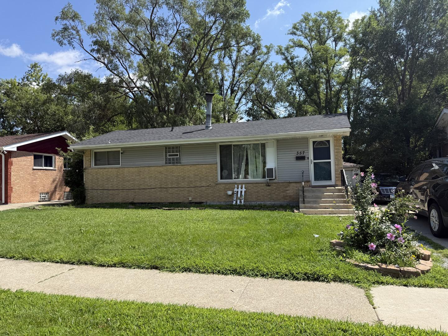 Serena Dr, Chicago Heights, IL 60411