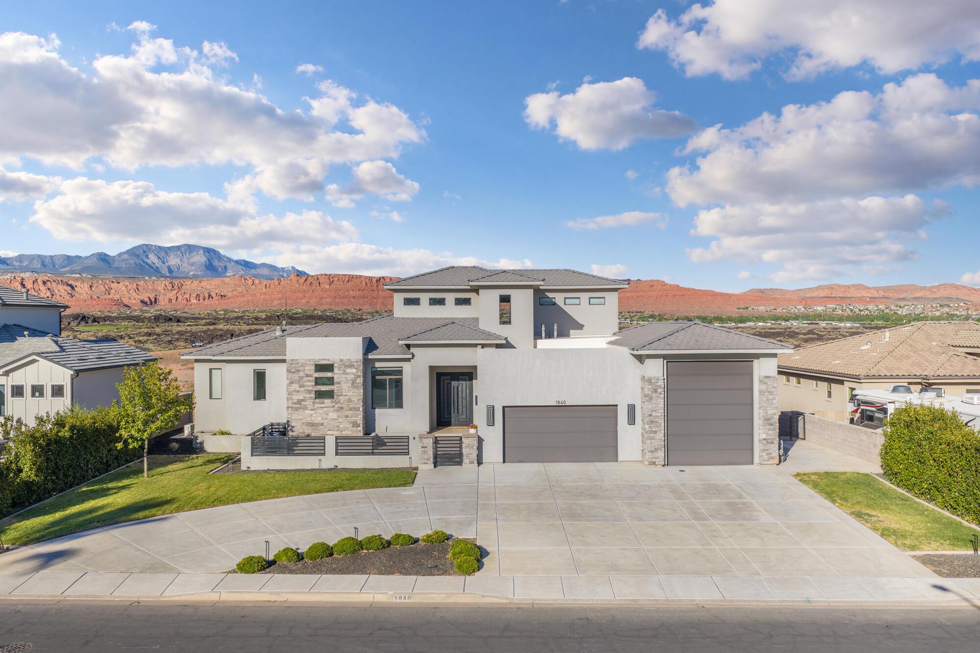 Red Mountain Dr, Santa Clara, UT 84765