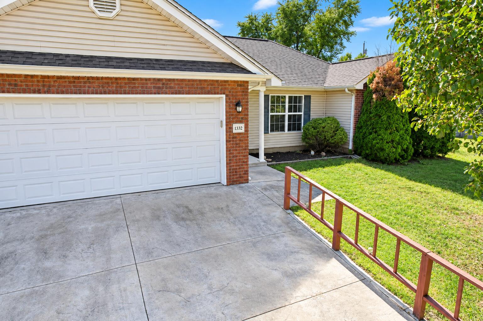 Hannah Ln, Carthage, MO 64836