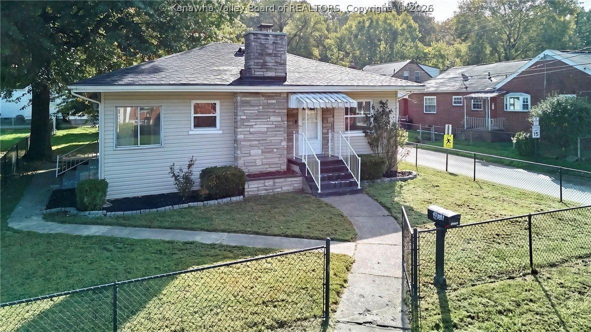 S B St, Saint Albans, WV 25177