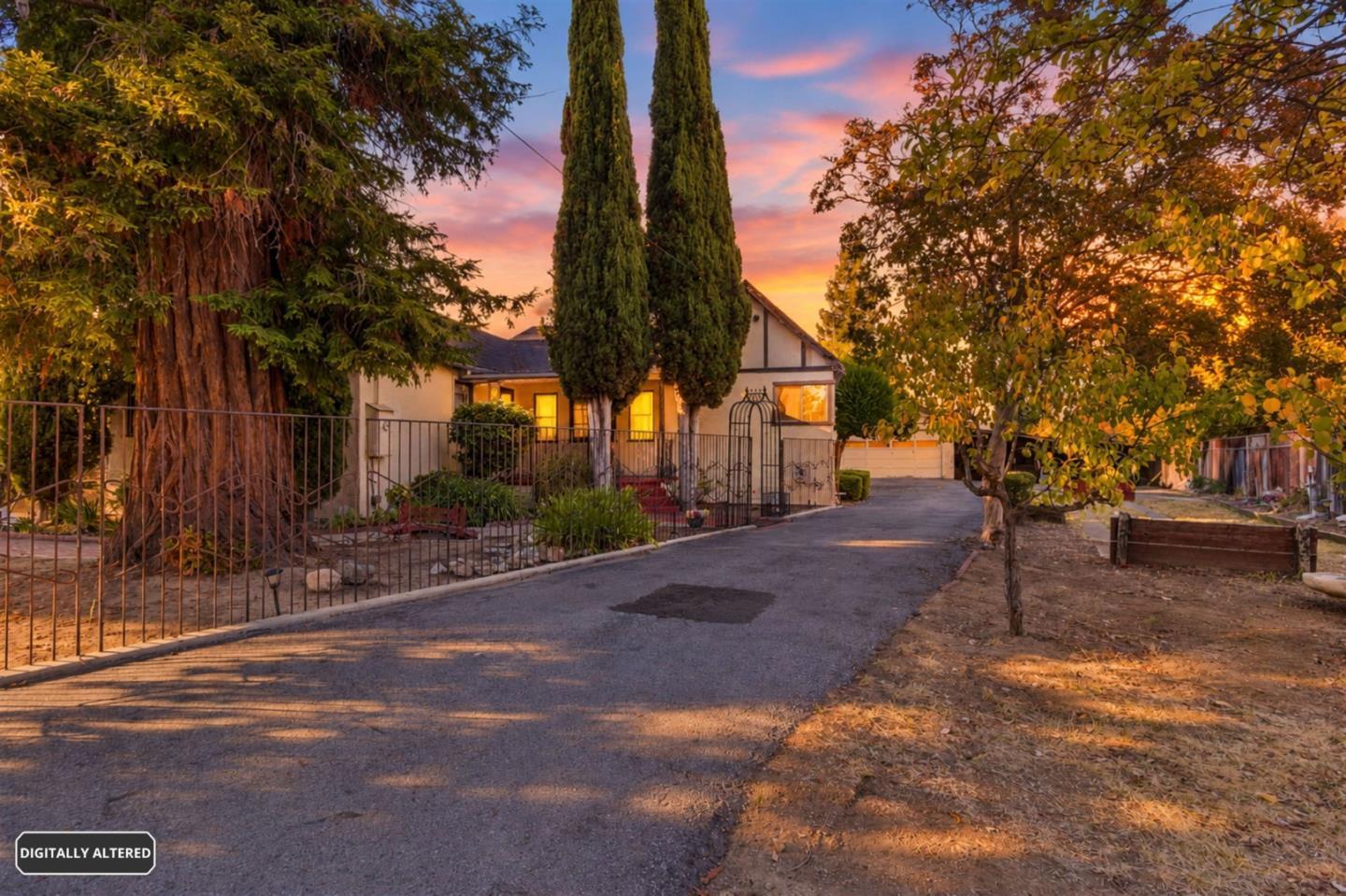 Walters Ave, Campbell, CA 95008