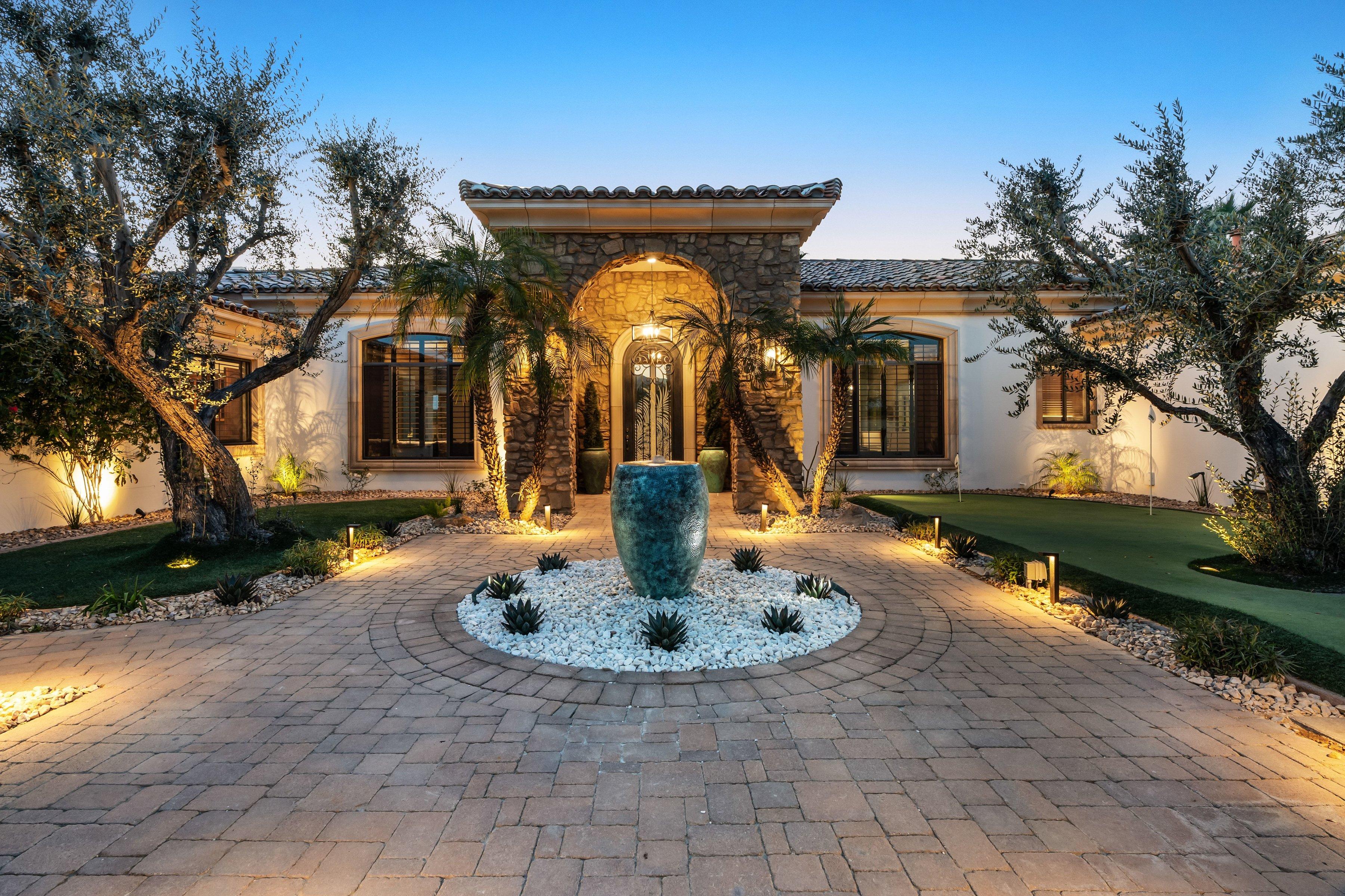 S Valley Ln, La Quinta, CA 92253