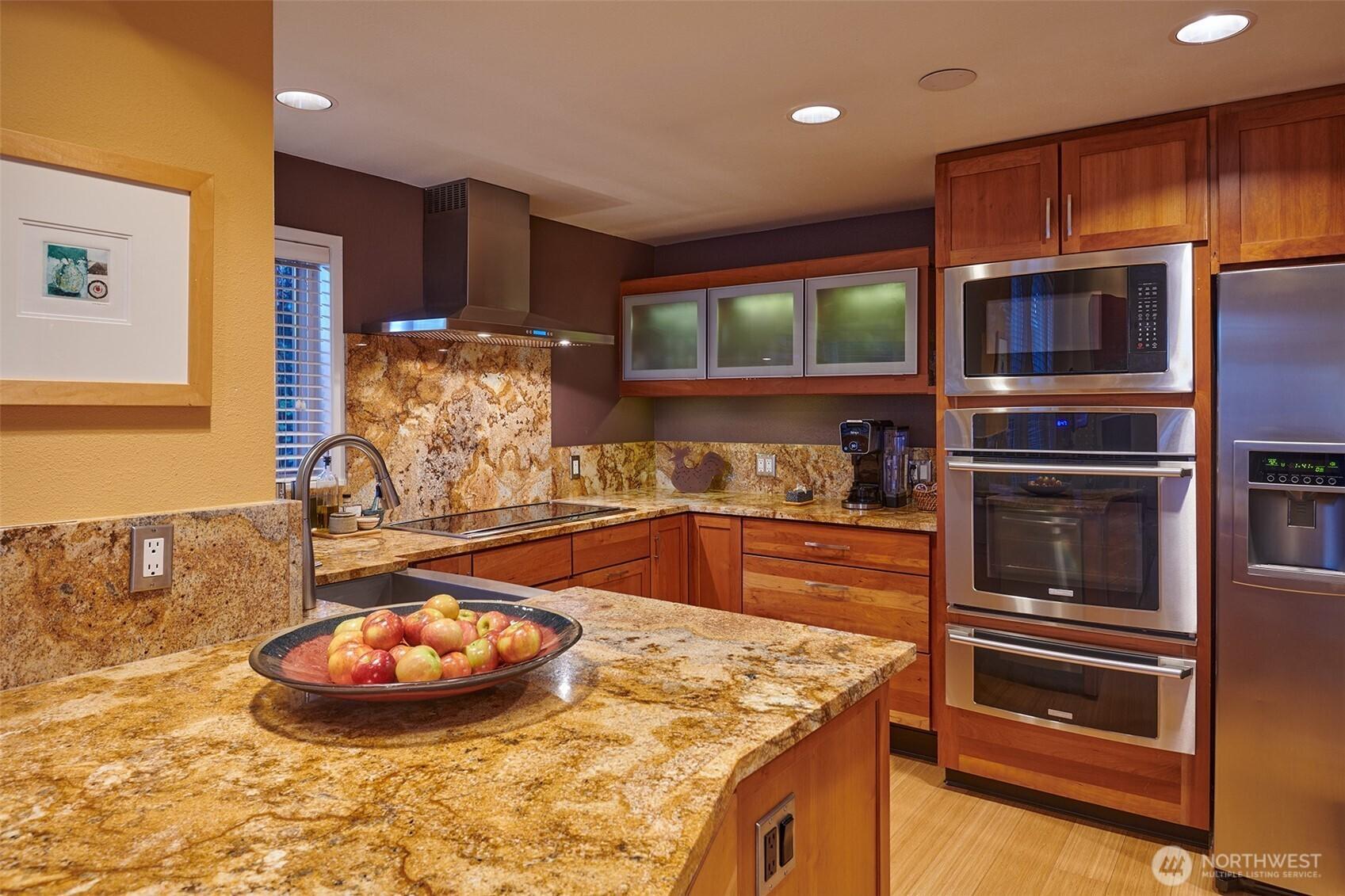 N 35th St, Seattle, WA 98103